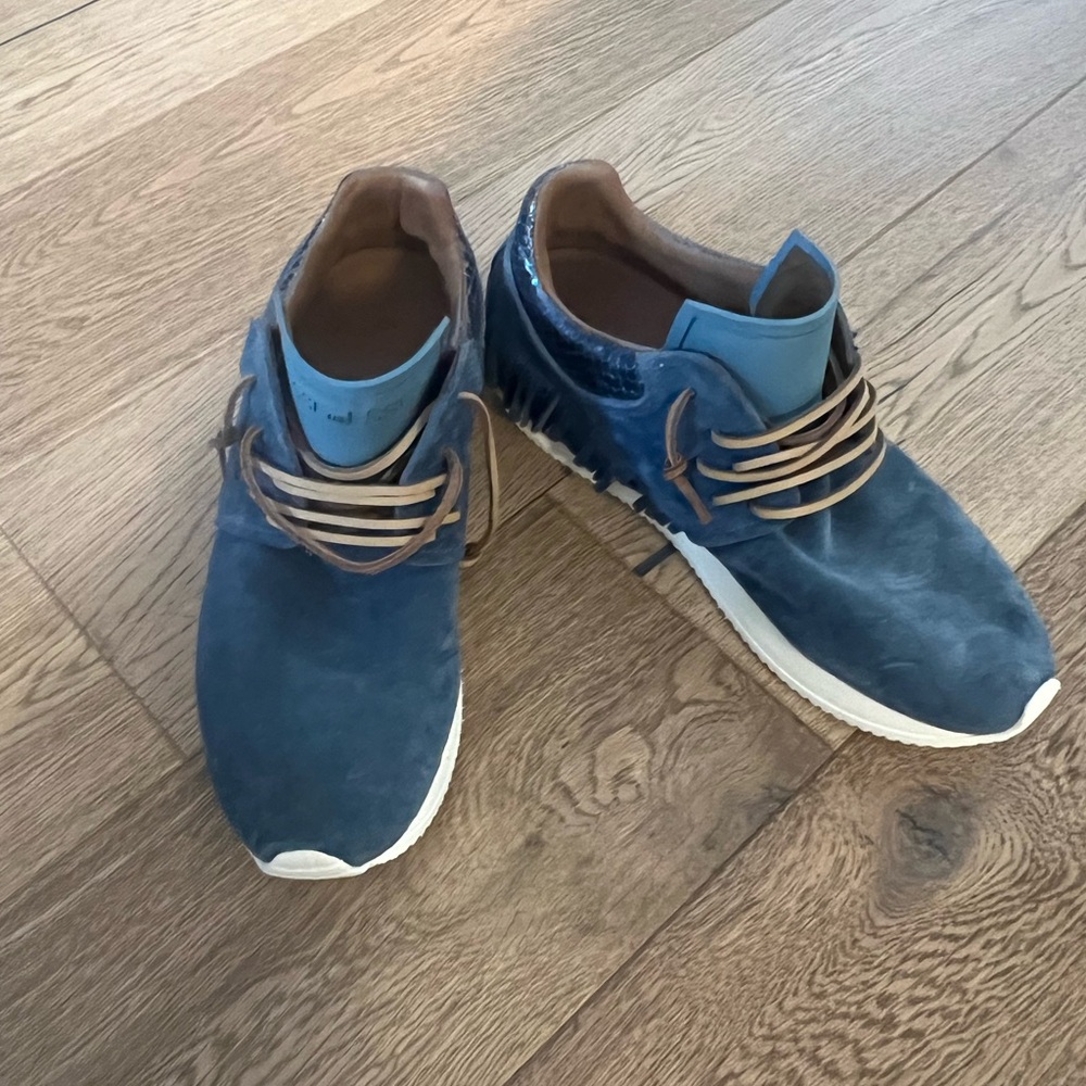 Blue Suede womens Shoes